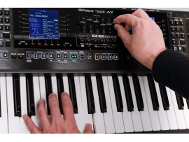 Chia sẻ kinh nghiệm sử dụng Organ Roland E-A7
